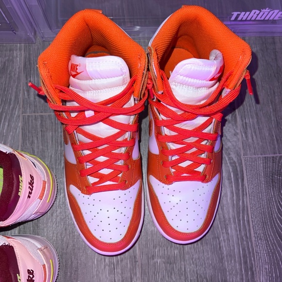 Nike Dunks High - Picture 2 of 2